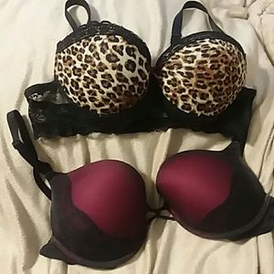 2 bomb shell bras
